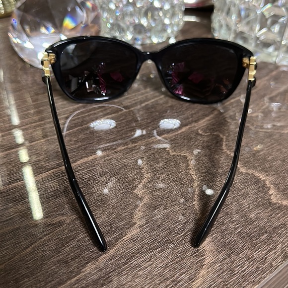 VersacenVE4293B GB1/T3 57 - Black Polarized - Picture 9 of 15